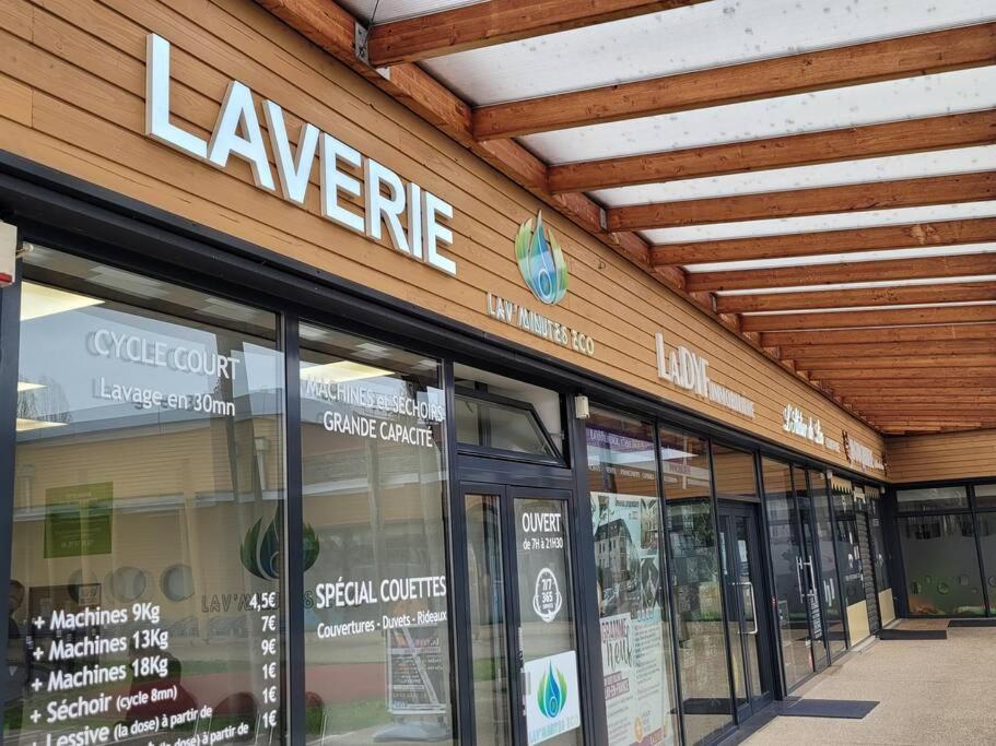 Joli T2, Terrasse Et Jardin, Ideal Pour Familles, A 15 Min De L'Aeroport Roissy Cdg Tremblay-en-France Exterior photo