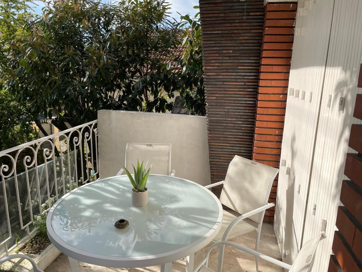 Joli T2, Terrasse Et Jardin, Ideal Pour Familles, A 15 Min De L'Aeroport Roissy Cdg Tremblay-en-France Exterior photo